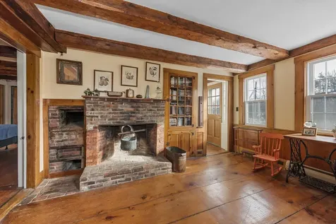 1725 Summer Street Bristol NH 03222