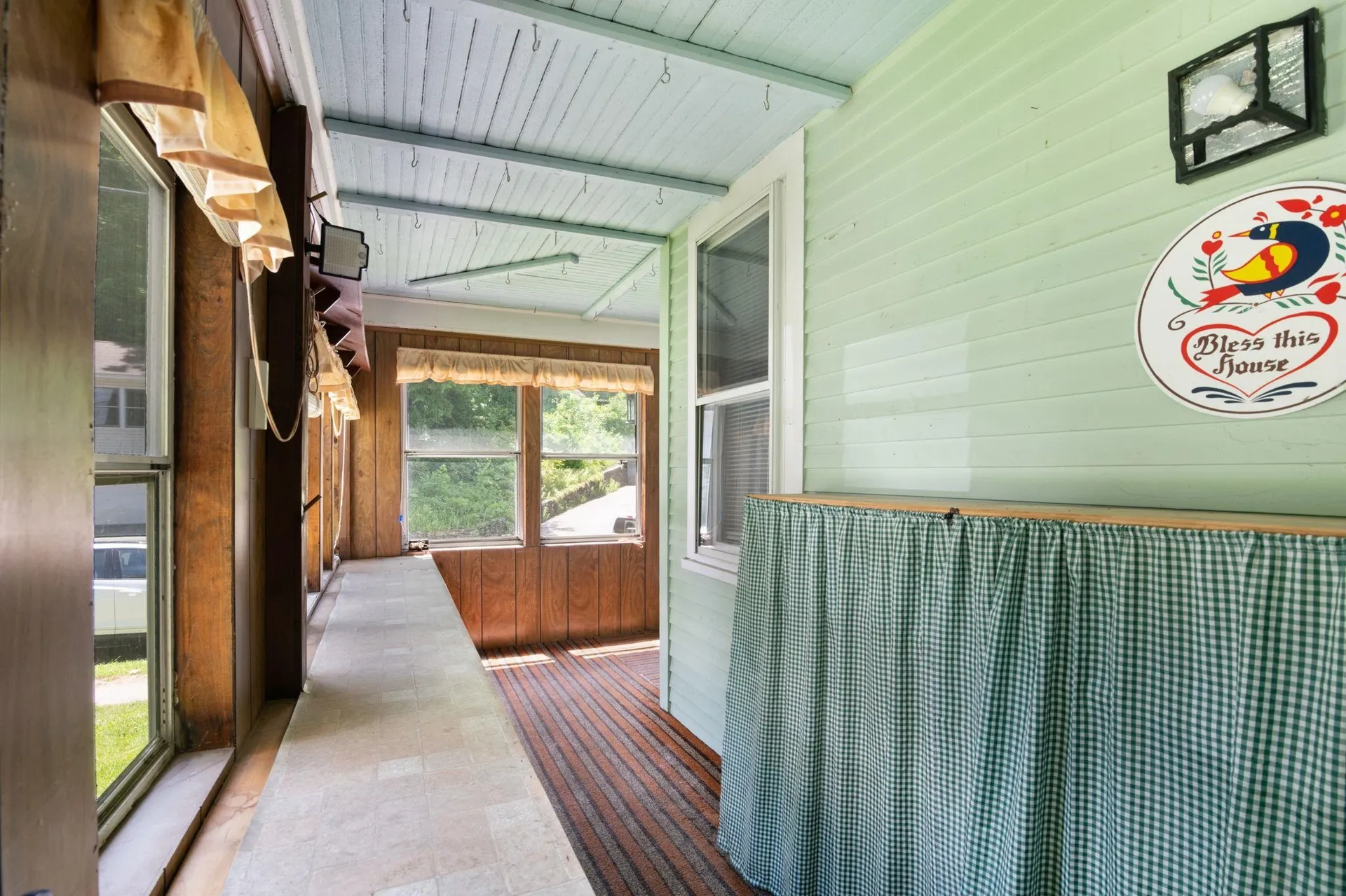 91 Pine Street Brattleboro VT 05301