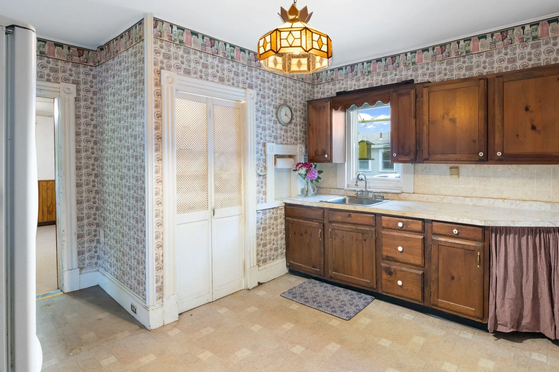 91 Pine Street Brattleboro VT 05301