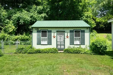 91 Pine Street Brattleboro VT 05301