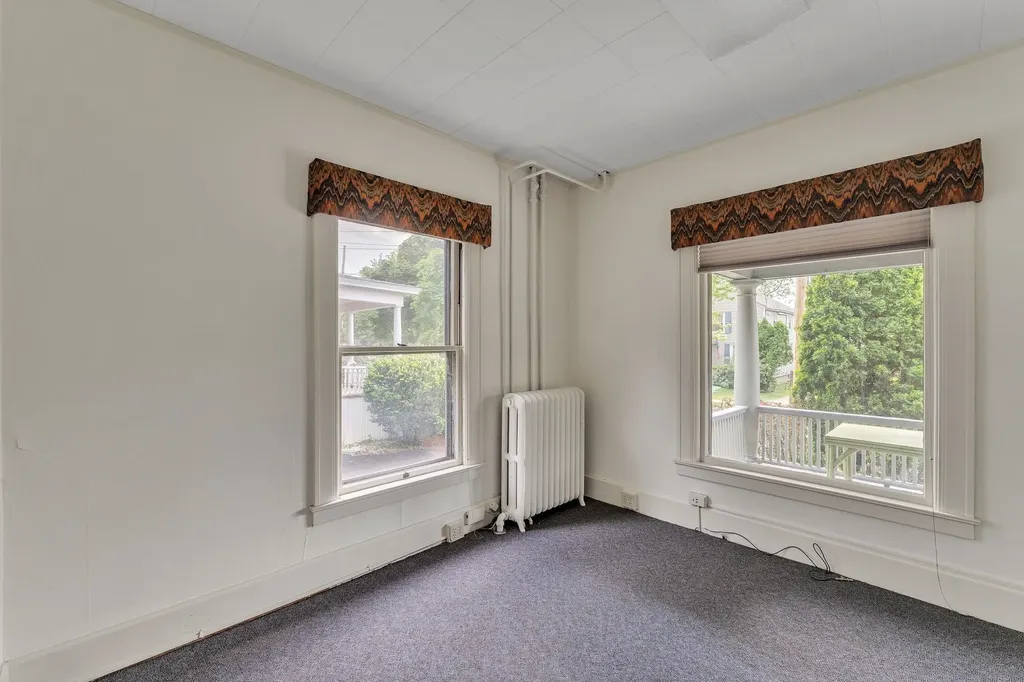 72 Hungerford Terrace Burlington VT 05401