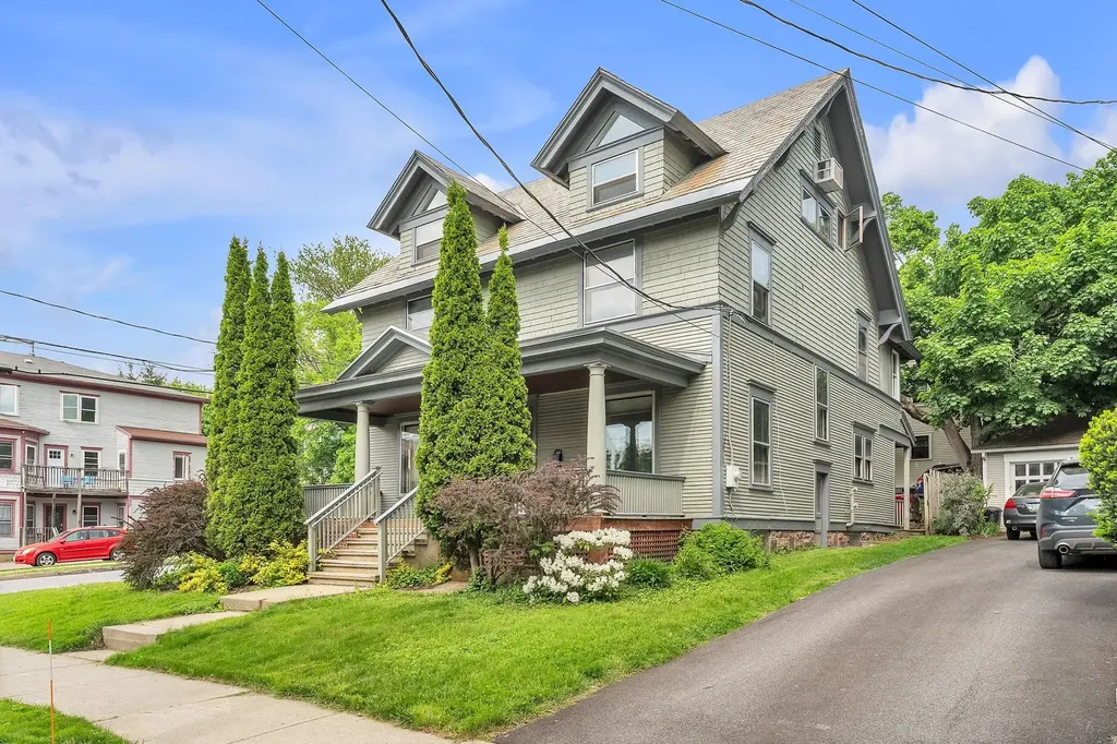 72 Hungerford Terrace Burlington VT 05401