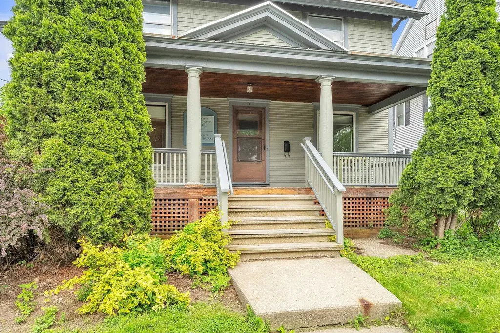 72 Hungerford Terrace Burlington VT 05401