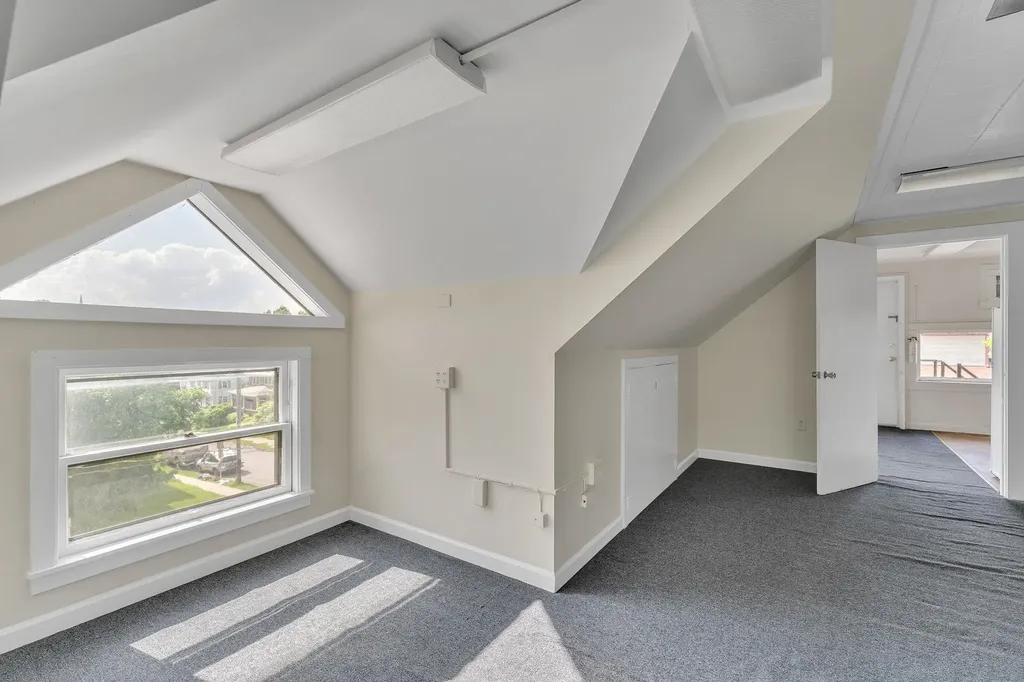 72 Hungerford Terrace Burlington VT 05401