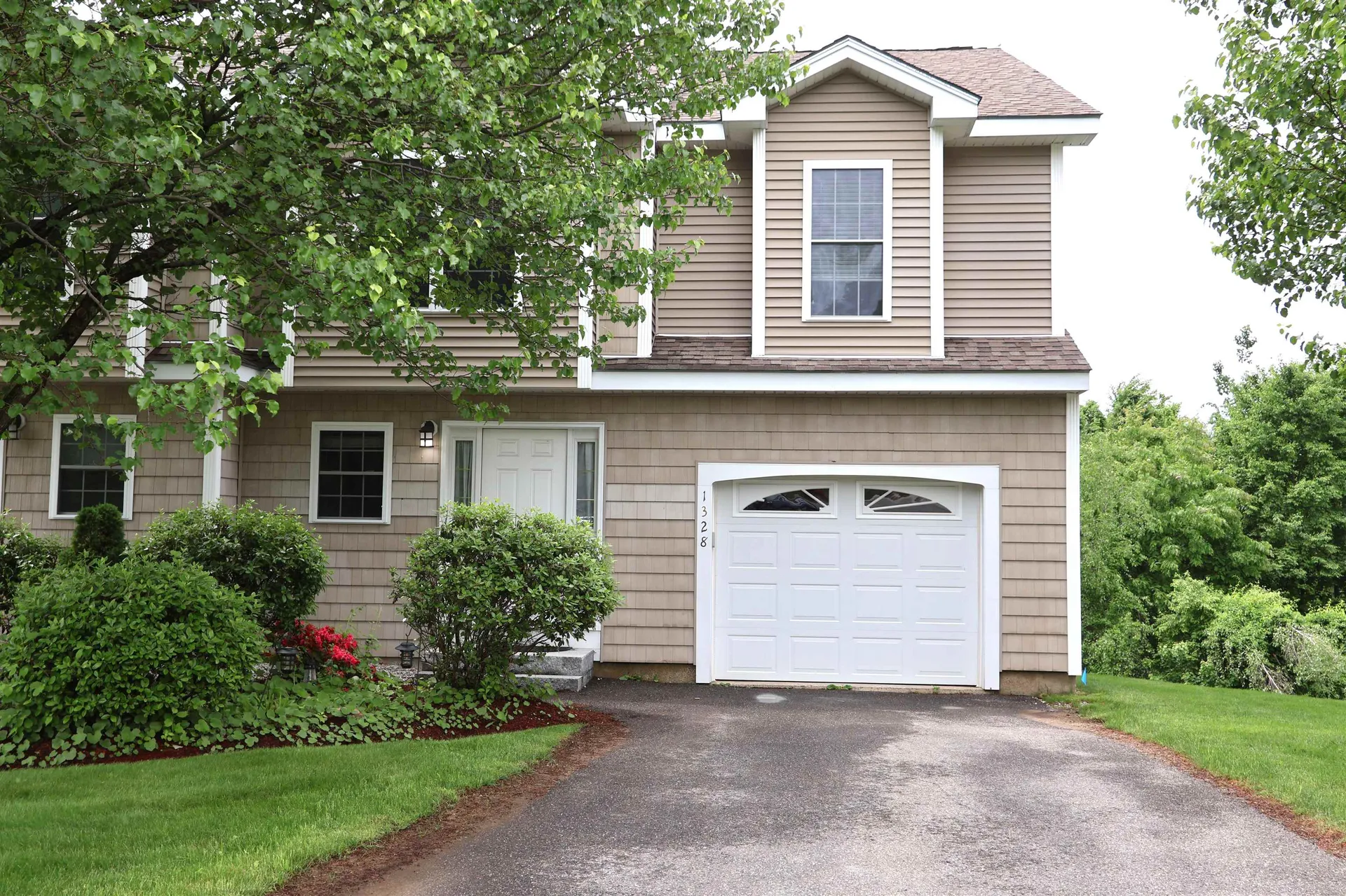 1465 Hooksett Road Hooksett NH 03106