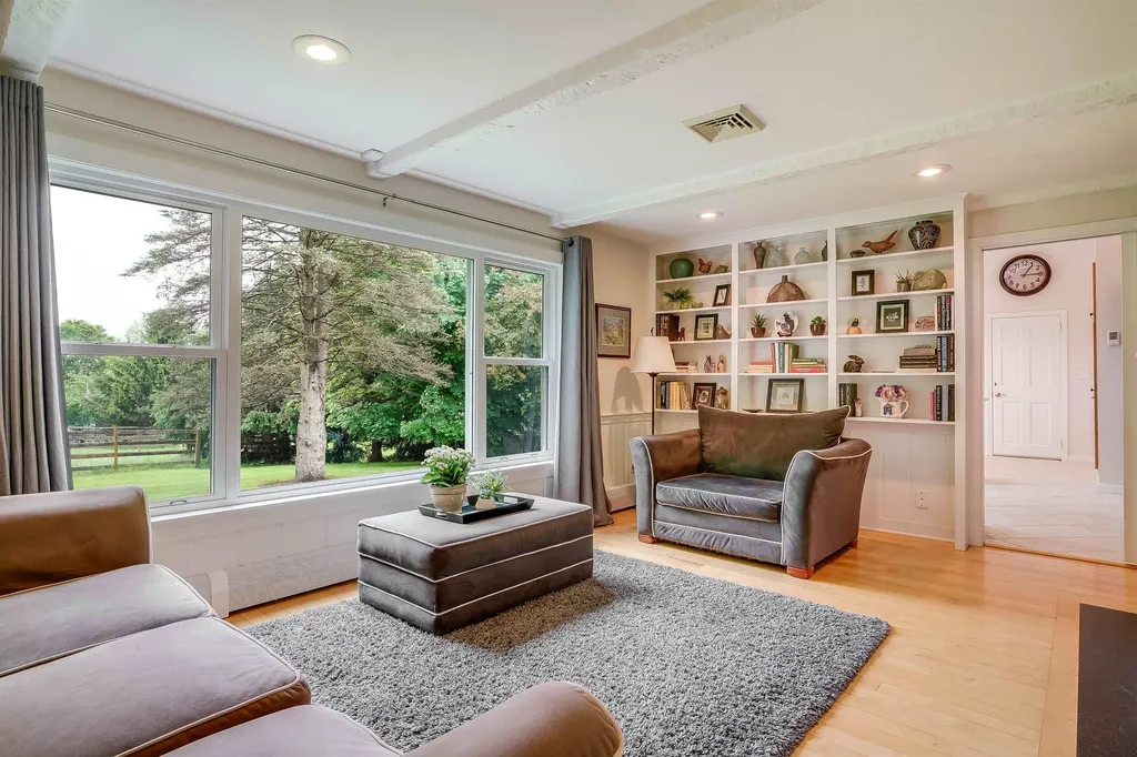 1 Whittaker Drive Stratham NH 03885