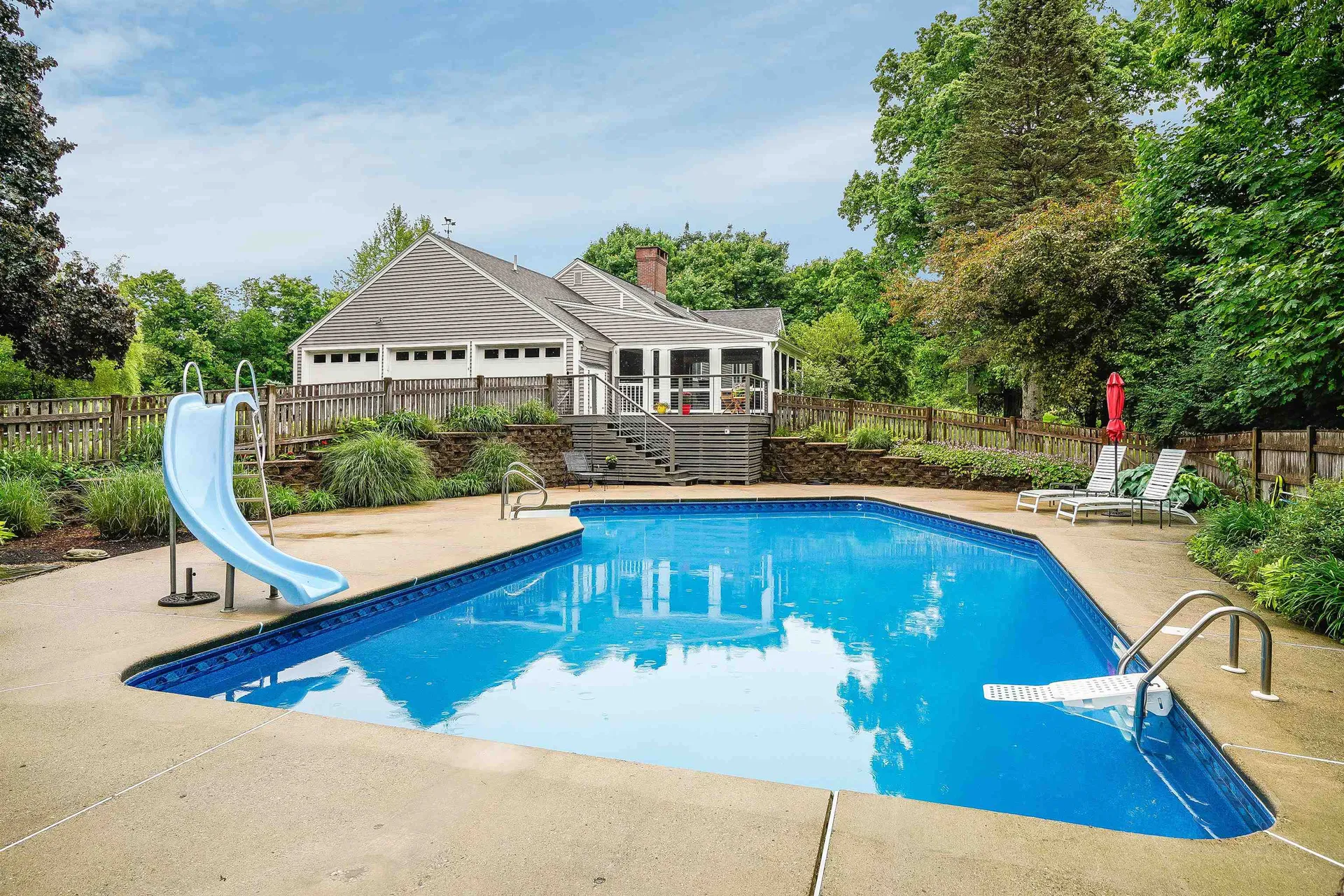 1 Whittaker Drive Stratham NH 03885