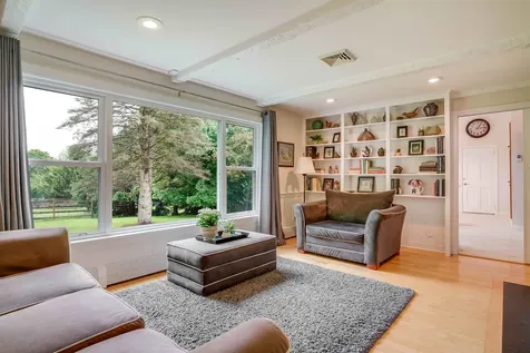 1 Whittaker Drive Stratham NH 03885