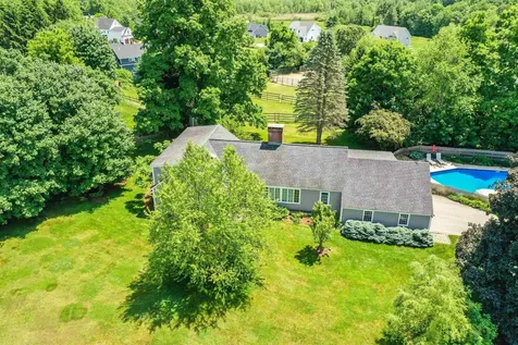 1 Whittaker Drive Stratham NH 03885