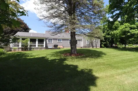 1 Whittaker Drive Stratham NH 03885