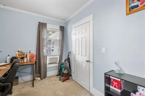 57 Lyford Street Laconia NH 03246