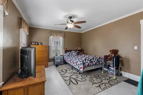 57 Lyford Street Laconia NH 03246