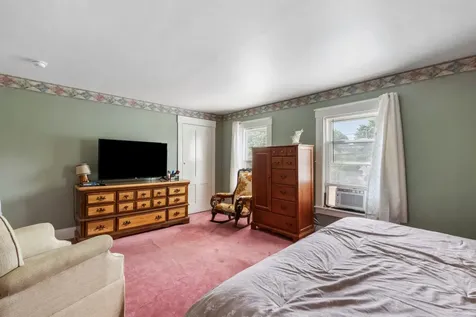 57 Lyford Street Laconia NH 03246