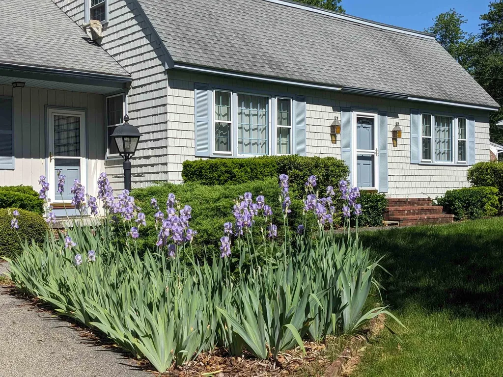 19 Sweetbriar Lane Hampton NH 03842