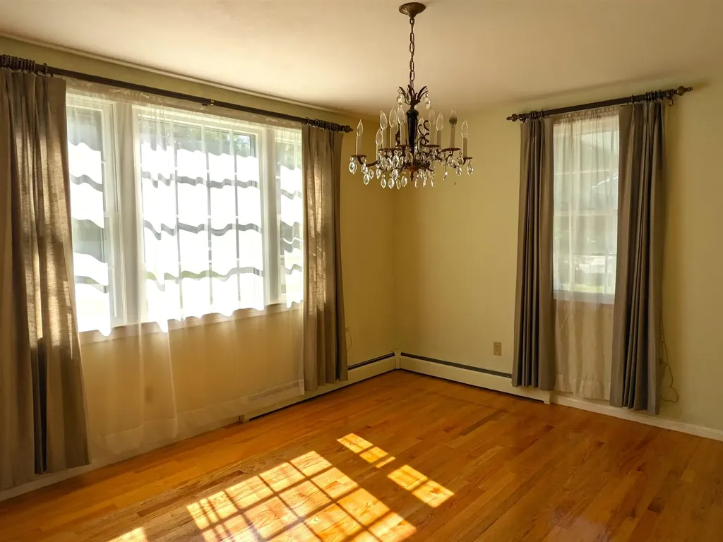 19 Sweetbriar Lane Hampton NH 03842