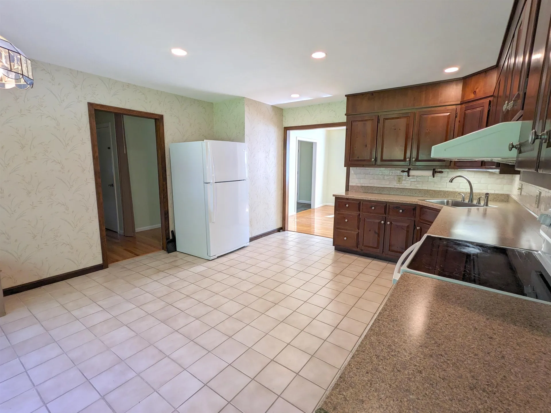 19 Sweetbriar Lane Hampton NH 03842