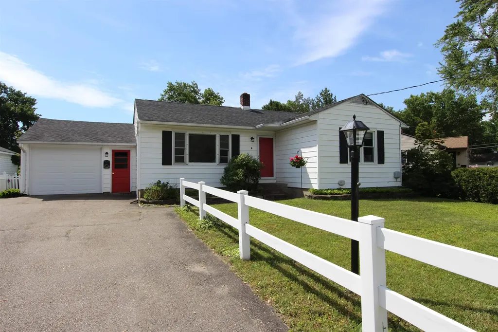 4 Pine Court Essex Junction VT 05452