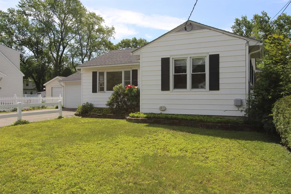 4 Pine Court Essex Junction VT 05452