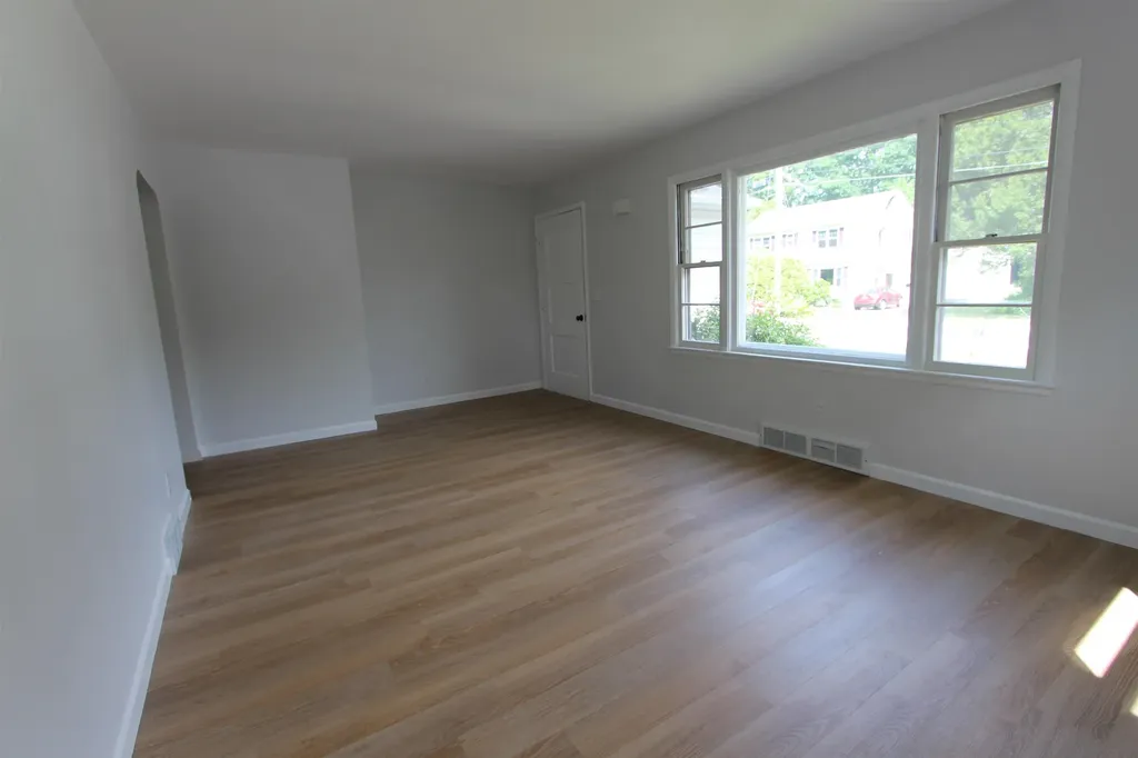 4 Pine Court Essex Junction VT 05452