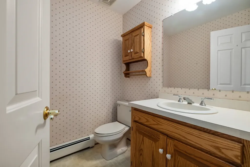27 Rock Orchard Lane Rye NH 03870