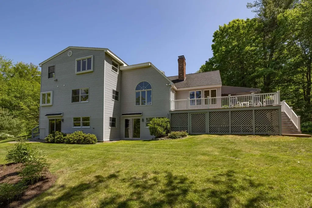 27 Rock Orchard Lane Rye NH 03870