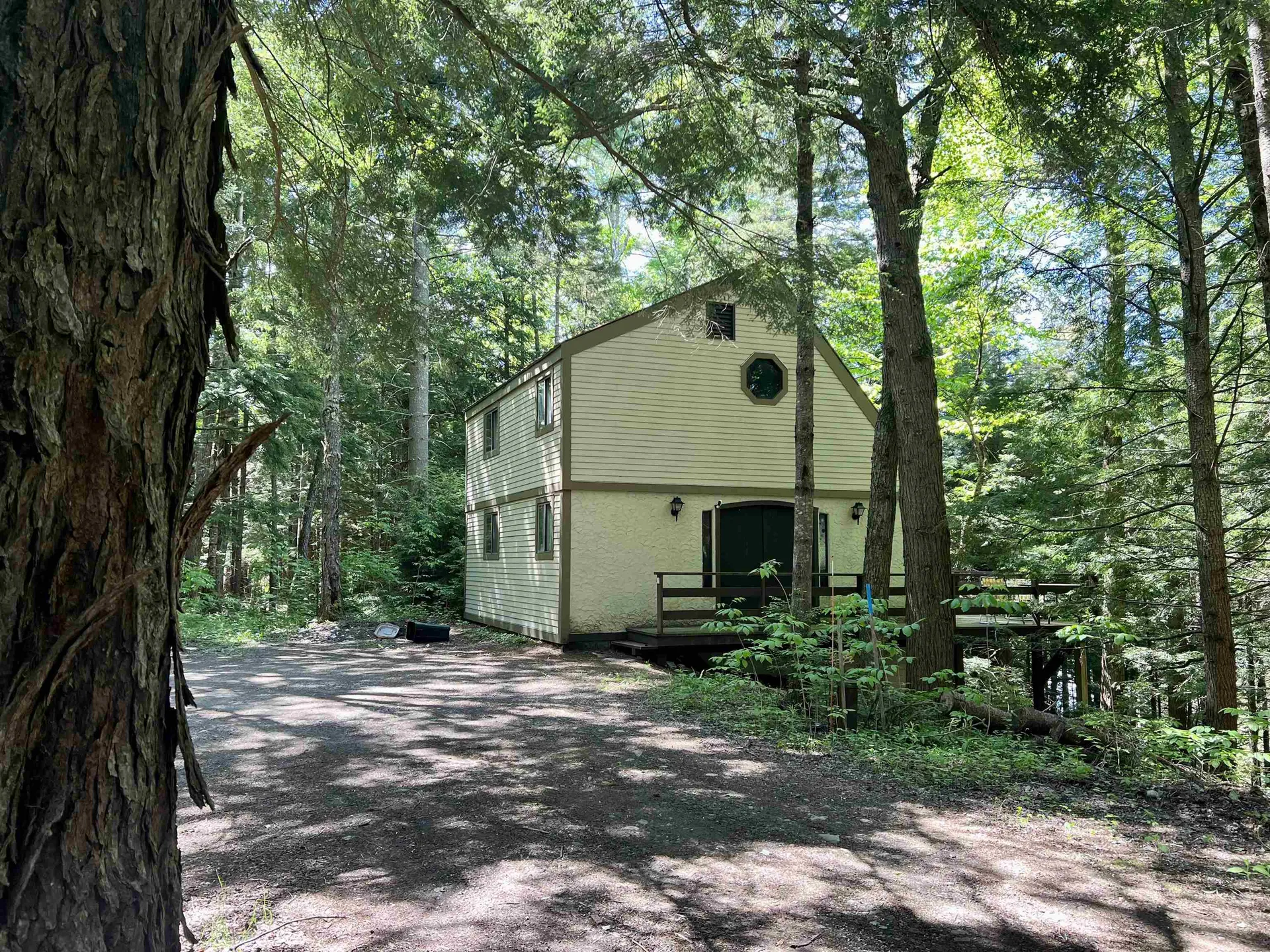 534 Sherwood Forest Road Londonderry VT 05148