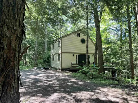 534 Sherwood Forest Road Londonderry VT 05148