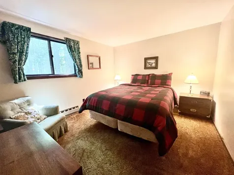 534 Sherwood Forest Road Londonderry VT 05148
