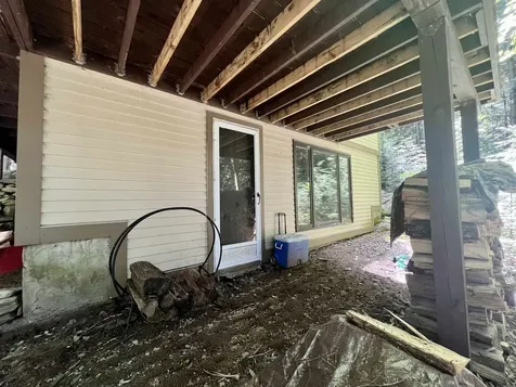 534 Sherwood Forest Road Londonderry VT 05148