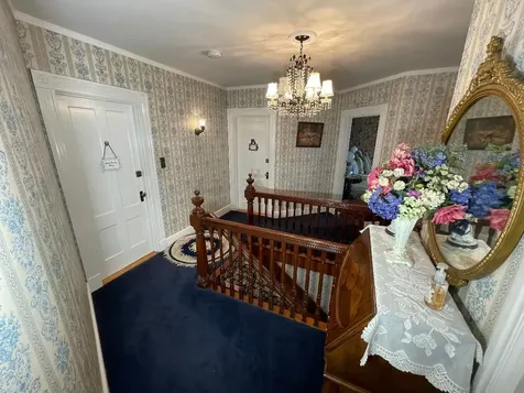 8 Pleasant Street Plymouth NH 03264