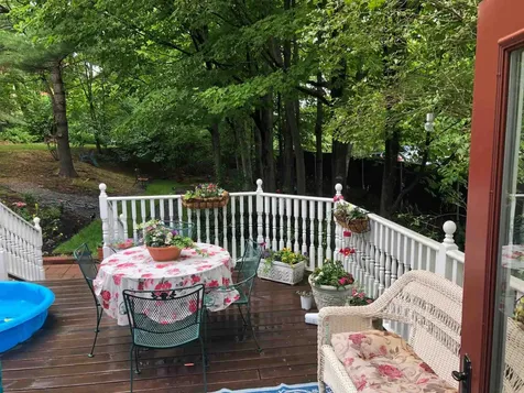 8 Pleasant Street Plymouth NH 03264
