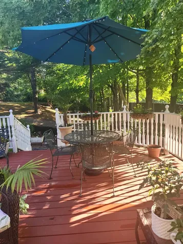 8 Pleasant Street Plymouth NH 03264