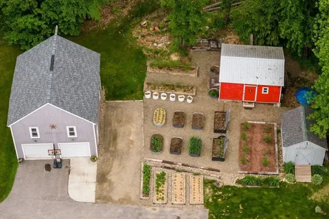 1453 Upper City Road Pittsfield NH 03263