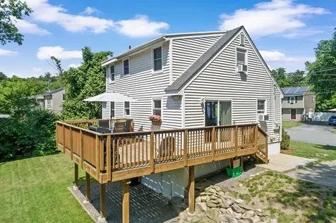 13 E Glenwood Street Nashua NH 03060
