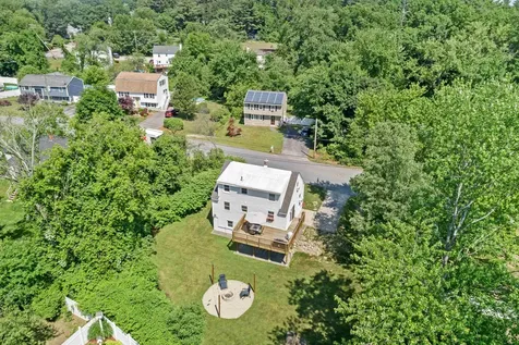 13 E Glenwood Street Nashua NH 03060