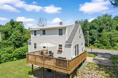 13 E Glenwood Street Nashua NH 03060