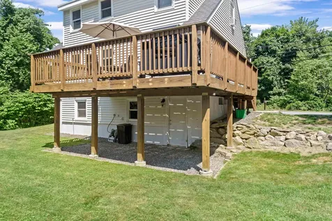 13 E Glenwood Street Nashua NH 03060