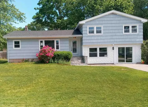 4 Chatham Street Hudson NH 03051