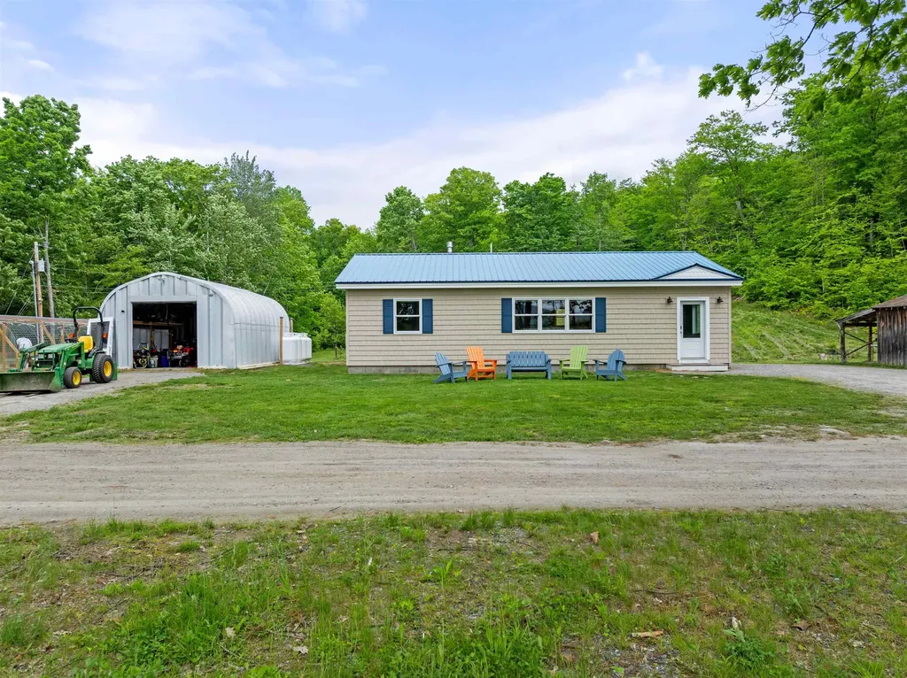 491 Pond Circle Haverhill NH 03774