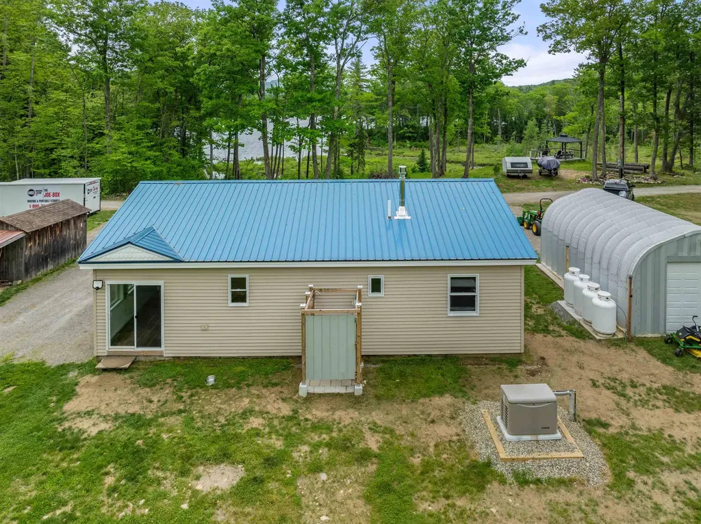 491 Pond Circle Haverhill NH 03774
