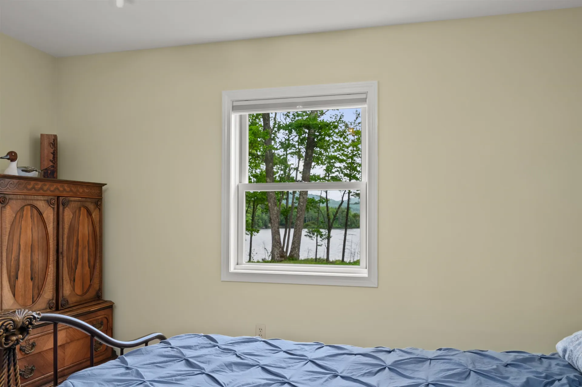 491 Pond Circle Haverhill NH 03774
