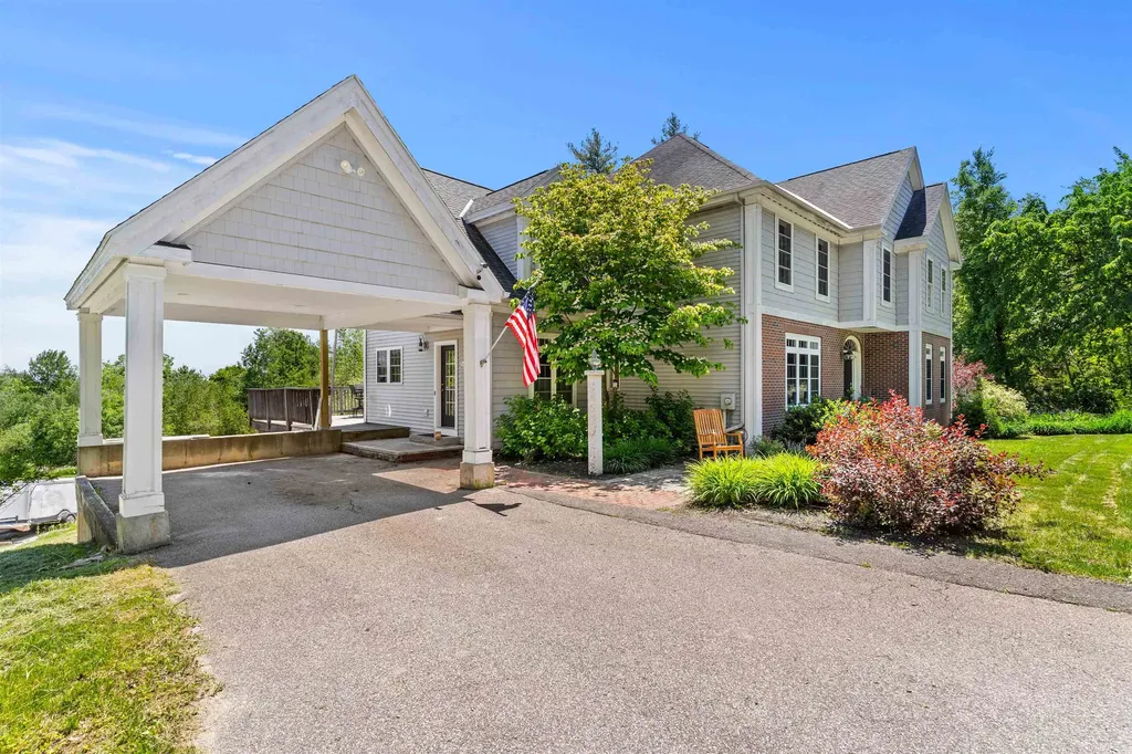 33 Shirley Hill Road Goffstown NH 03045