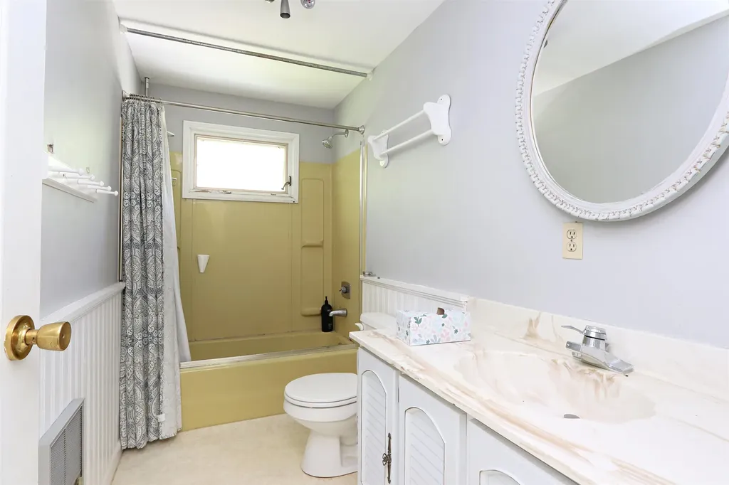 95 Starboard Drive Groton VT 05046