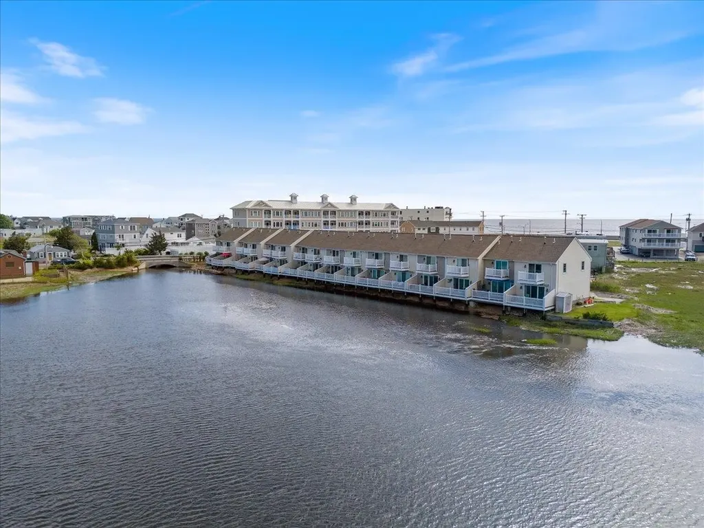 571 Winnacunnet Road Hampton NH 03842