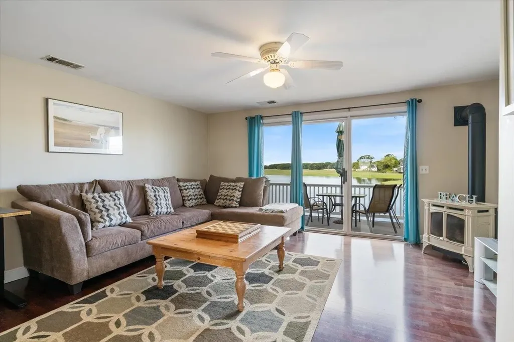 571 Winnacunnet Road Hampton NH 03842