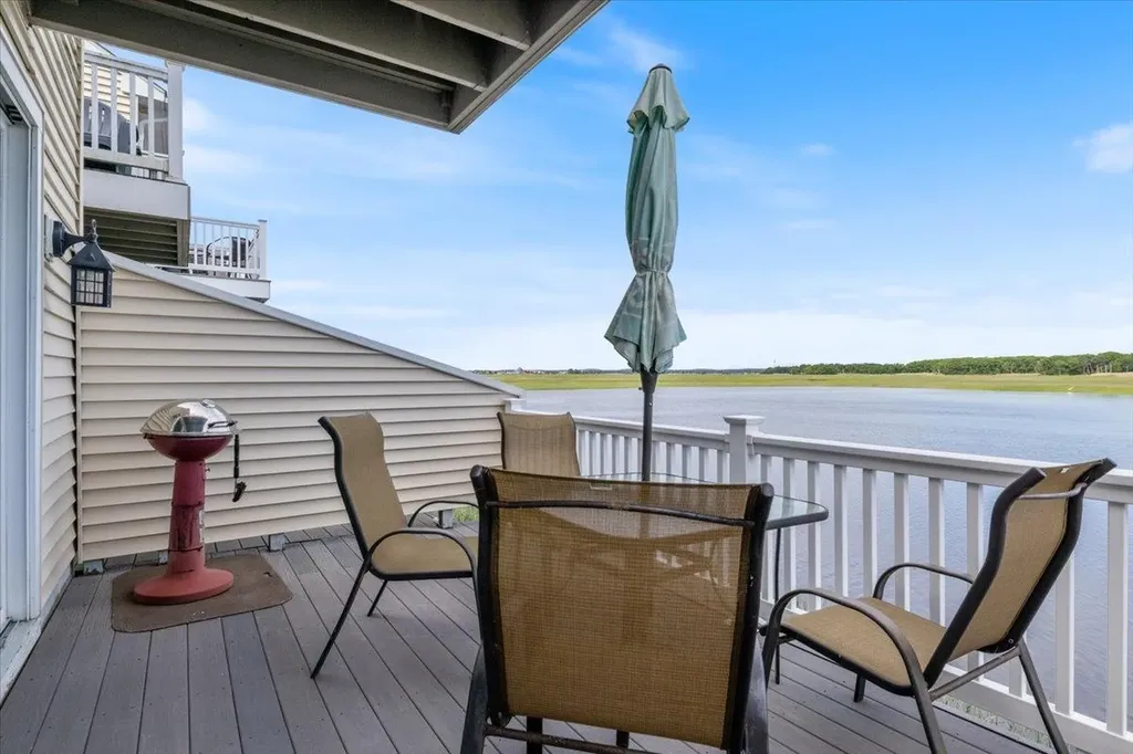 571 Winnacunnet Road Hampton NH 03842