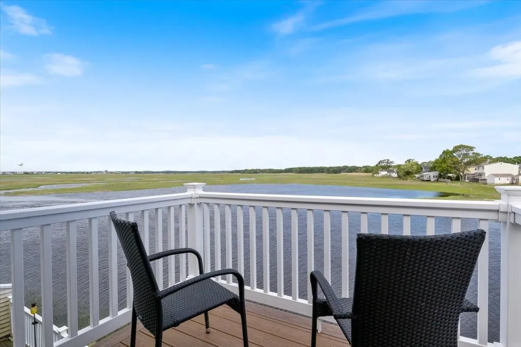 571 Winnacunnet Road Hampton NH 03842