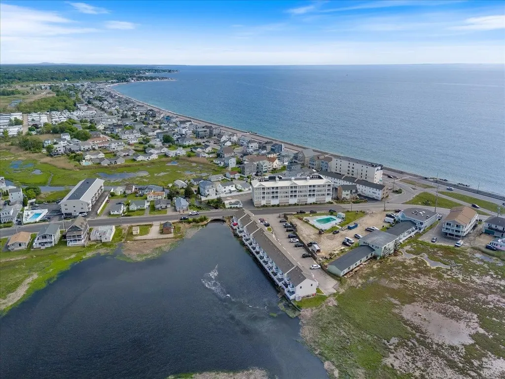 571 Winnacunnet Road Hampton NH 03842