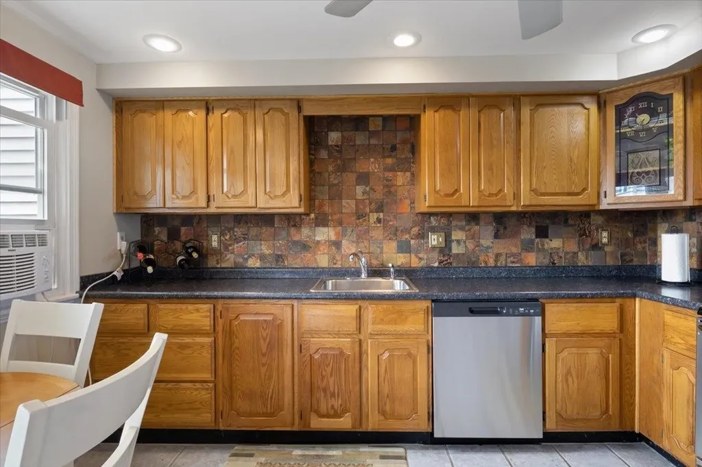 571 Winnacunnet Road Hampton NH 03842