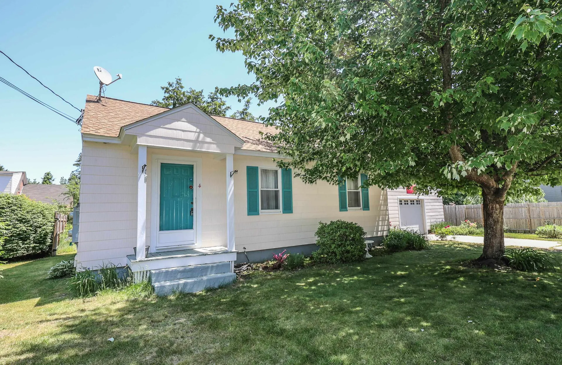 4 Woodbury Lane Bedford NH 03110
